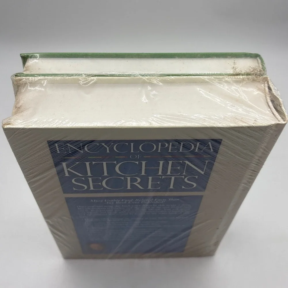 Dr.‎ Myles Bader Green Solutions for the Home & Encyclopedia of Kitchen Secrets